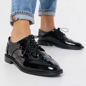 ASOS flat lace up shoes in black size 8